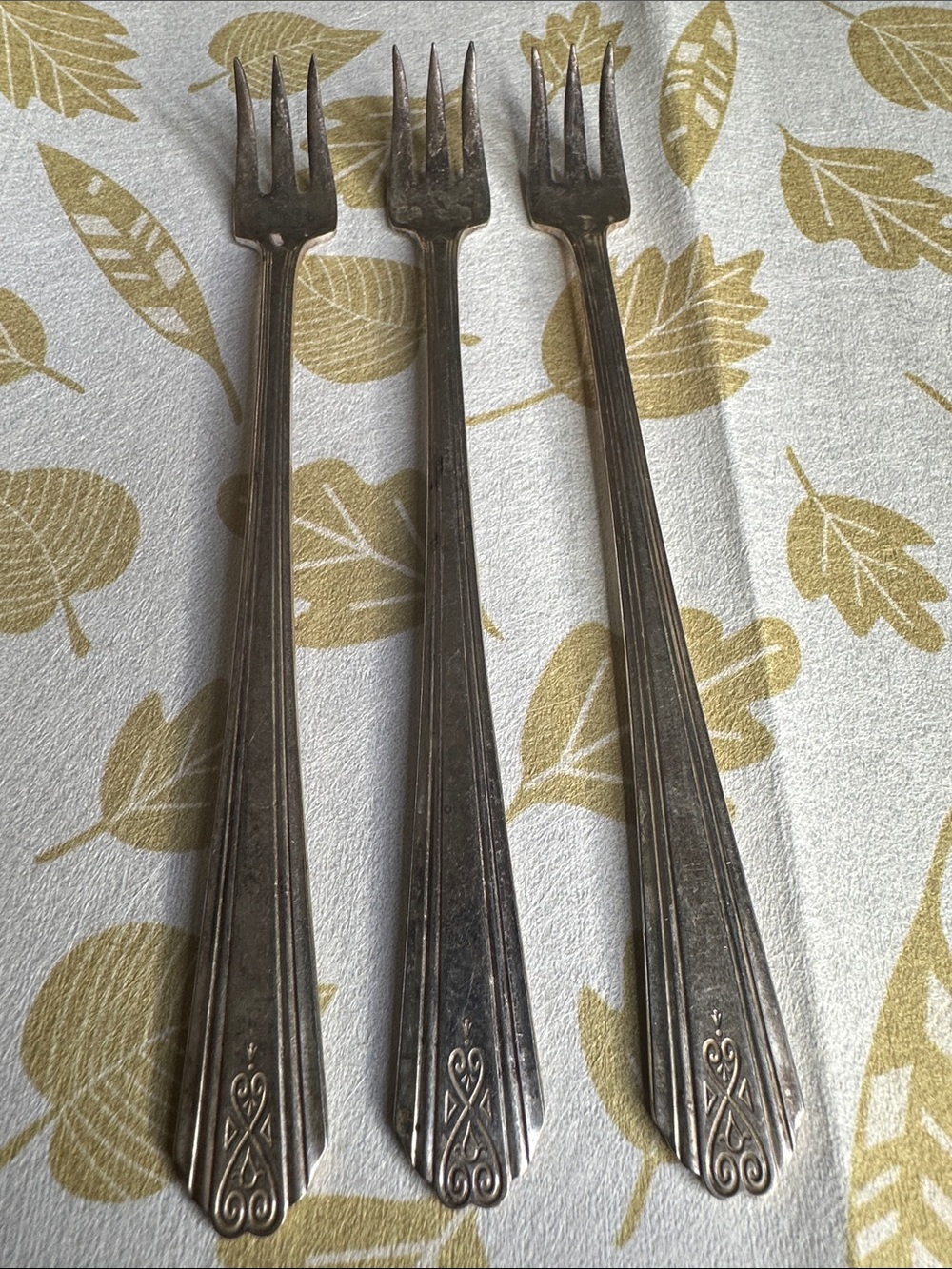Vintage 1940 Silver- plated Appetizer Forks - Set of 3